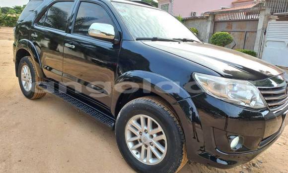 Acheter Occasion Voiture Toyota Fortuner Noir à Camabatela, Uige Acheter Occasion Voiture Toyota Fortuner Noir à Camabatela, Uige