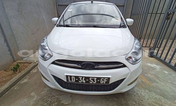 Buy Used Hyundai i10 White Car in Cabinda in Cabinda
