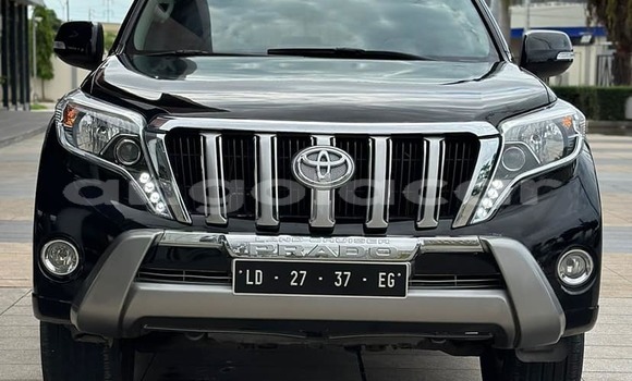 Comprar Usado Toyota Prado Preto Carro em Caluquembe em Huila