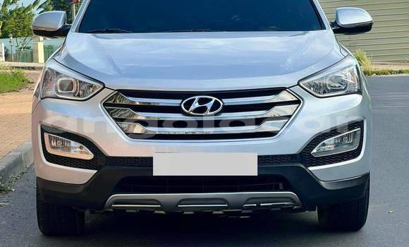Comprar Usado Hyundai Santa Fe Outro Carro em Camacupa em Bie Comprar Usado Hyundai Santa Fe Outro Carro em Camacupa em Bie