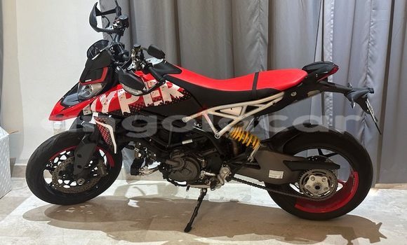 Comprar Usado Ducati Hypermotard Vermelho Moto em Benguela em Benguela Comprar Usado Ducati Hypermotard Vermelho Moto em Benguela em Benguela