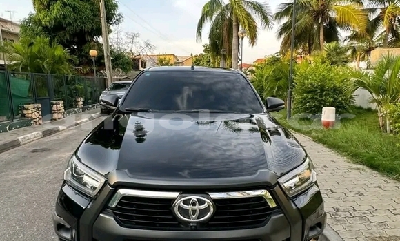 Comprar Usado Toyota Hilux Preto Carro em Luanda em Luanda Province Comprar Usado Toyota Hilux Preto Carro em Luanda em Luanda Province