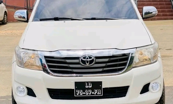 Comprar Usado Toyota Hilux Branco Carro em Luanda em Luanda Province Comprar Usado Toyota Hilux Branco Carro em Luanda em Luanda Province