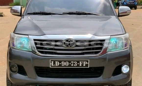 Comprar Usado Toyota Hilux Preto Carro em Luanda em Luanda Province Comprar Usado Toyota Hilux Preto Carro em Luanda em Luanda Province