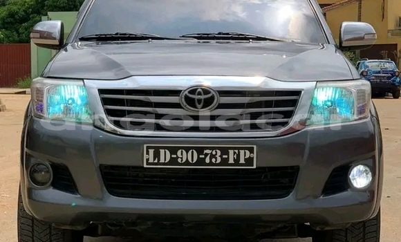 Comprar Usado Toyota Hilux Preto Carro em Luanda em Luanda Province Comprar Usado Toyota Hilux Preto Carro em Luanda em Luanda Province