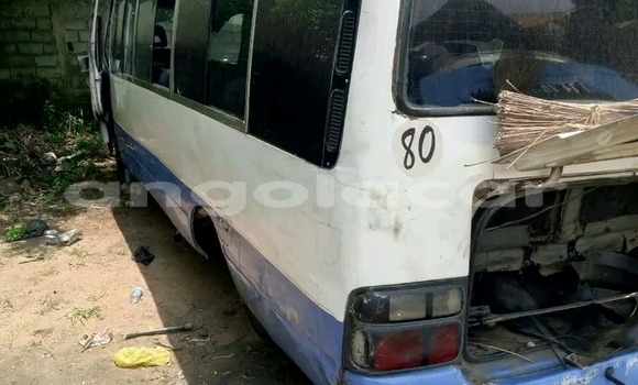 Acheter Occasion Voiture Toyota Coaster Autre à Luanda, Province de Luanda Acheter Occasion Voiture Toyota Coaster Autre à Luanda, Province de Luanda