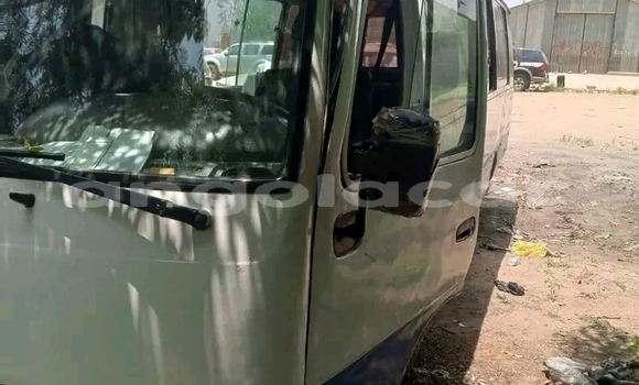 Acheter Occasion Voiture Toyota Coaster Autre à Luanda, Province de Luanda Acheter Occasion Voiture Toyota Coaster Autre à Luanda, Province de Luanda