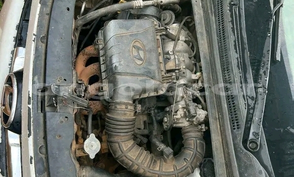 Acheter Occasion Voiture Hyundai i10 Blanc à Luanda, Province de Luanda Acheter Occasion Voiture Hyundai i10 Blanc à Luanda, Province de Luanda