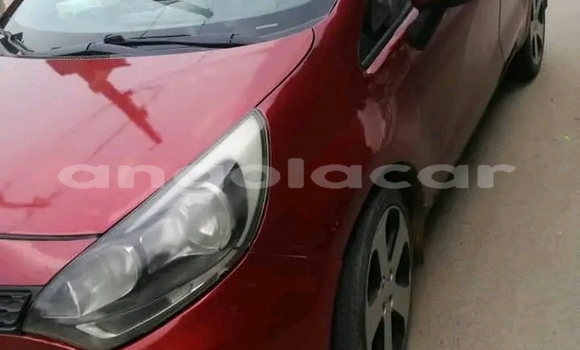 Comprar Usado Kia rio Vermelho Carro em Luanda em Luanda Province