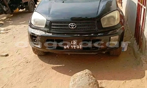 Acheter Occasion Voiture Toyota RAV4 Noir à Luanda, Province de Luanda Acheter Occasion Voiture Toyota RAV4 Noir à Luanda, Province de Luanda