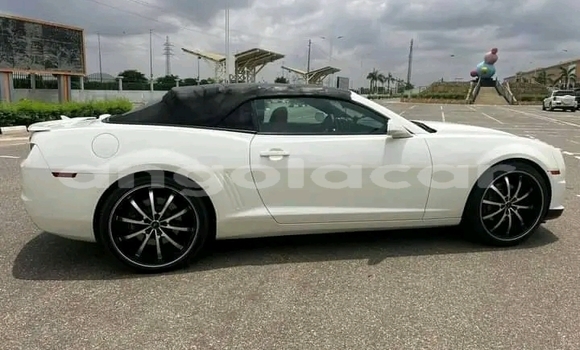 Acheter Occasion Voiture Chevrolet Camaro Blanc à Luanda, Province de Luanda Acheter Occasion Voiture Chevrolet Camaro Blanc à Luanda, Province de Luanda