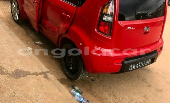 Acheter Occasion Voiture Kia Soul Rouge à Luanda, Province de Luanda
