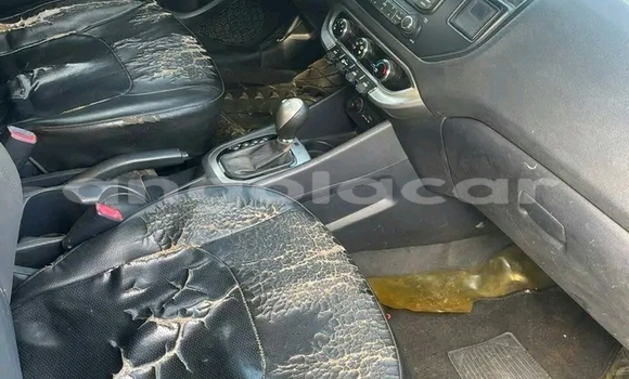 Acheter Occasion Voiture Kia rio Noir à Luanda, Province de Luanda Acheter Occasion Voiture Kia rio Noir à Luanda, Province de Luanda