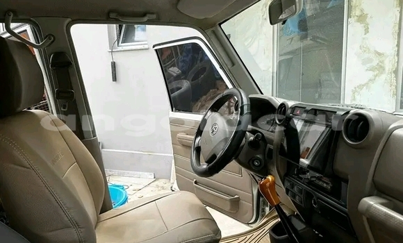 Acheter Occasion Voiture Toyota Land Cruiser Autre à Luanda, Province de Luanda Acheter Occasion Voiture Toyota Land Cruiser Autre à Luanda, Province de Luanda