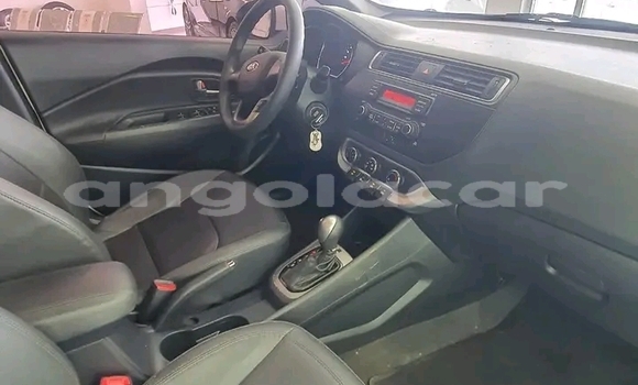 Comprar Usado Kia rio Branco Carro em Luanda em Luanda Province Comprar Usado Kia rio Branco Carro em Luanda em Luanda Province