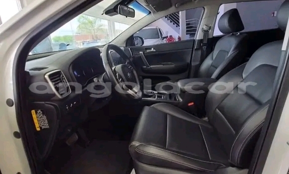 Buy Used Kia Sportage Other Car in Luanda in Luanda Province Buy Used Kia Sportage Other Car in Luanda in Luanda Province
