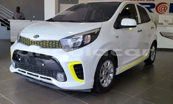 Buy Used Kia Morning Silver Car in Luanda in Luanda Province Buy Used Kia Morning Silver Car in Luanda in Luanda Province