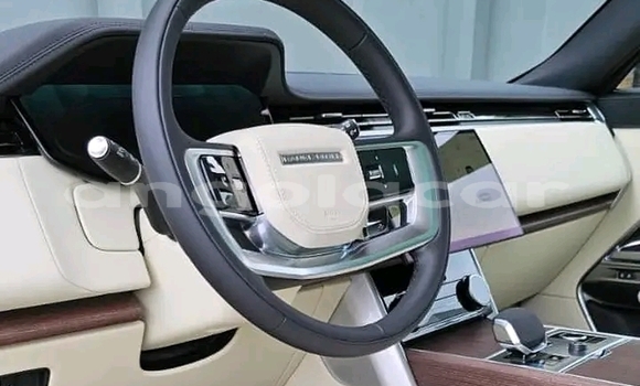 Buy Used Land Rover Range Rover Black Car in Luanda in Luanda Province Buy Used Land Rover Range Rover Black Car in Luanda in Luanda Province