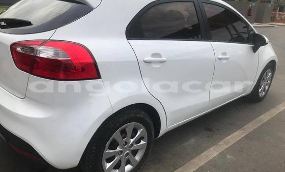 Buy Used Kia rio White Car in Caconda in Huila Buy Used Kia rio White Car in Caconda in Huila