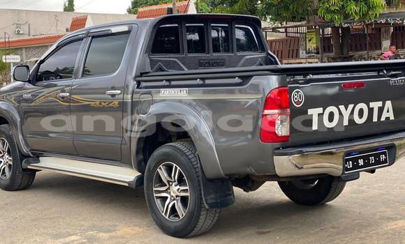 Comprar Usado Toyota Hilux Outro Carro em Caluquembe em Huila Comprar Usado Toyota Hilux Outro Carro em Caluquembe em Huila