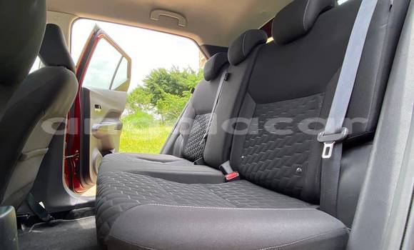 Comprar Usado Toyota RAV4 Vermelho Carro em Caconda em Huila Comprar Usado Toyota RAV4 Vermelho Carro em Caconda em Huila