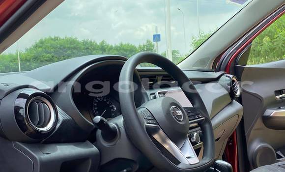 Comprar Usado Toyota RAV4 Vermelho Carro em Caconda em Huila Comprar Usado Toyota RAV4 Vermelho Carro em Caconda em Huila