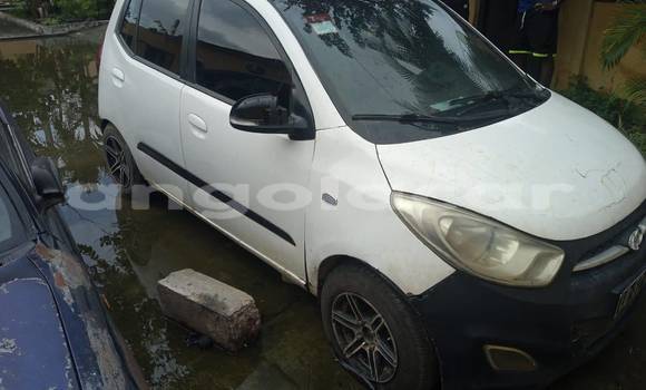 Acheter Occasion Voiture Hyundai i10 Blanc à Caconda, Huila Acheter Occasion Voiture Hyundai i10 Blanc à Caconda, Huila