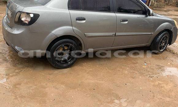 Comprar Usado Kia rio Outro Carro em Caconda em Huila Comprar Usado Kia rio Outro Carro em Caconda em Huila