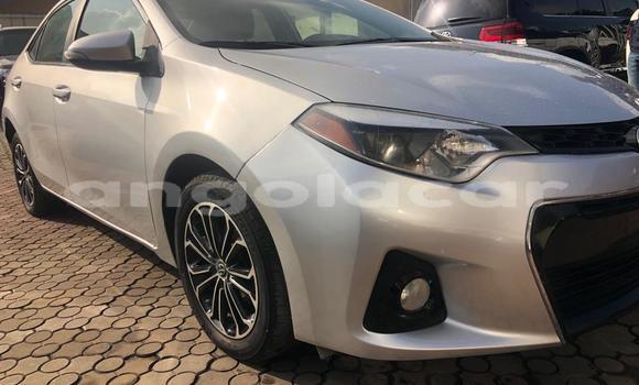Comprar Usado Toyota Camry Outro Carro em Luanda em Luanda Province