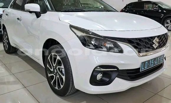 Acheter Occasion Voiture Suzuki Baleno Blanc à Luanda, Province de Luanda Acheter Occasion Voiture Suzuki Baleno Blanc à Luanda, Province de Luanda
