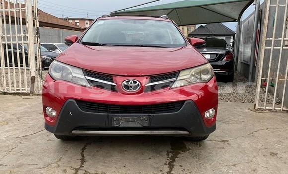 Buy Used Toyota RAV4 Red Car in Luanda in Luanda Province Buy Used Toyota RAV4 Red Car in Luanda in Luanda Province