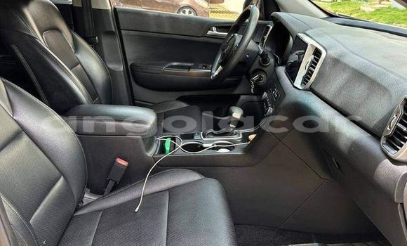 Comprar Usado Kia Sportage Vermelho Carro em Caluquembe em Huila Comprar Usado Kia Sportage Vermelho Carro em Caluquembe em Huila