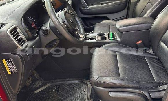 Comprar Usado Kia Sportage Vermelho Carro em Caluquembe em Huila Comprar Usado Kia Sportage Vermelho Carro em Caluquembe em Huila