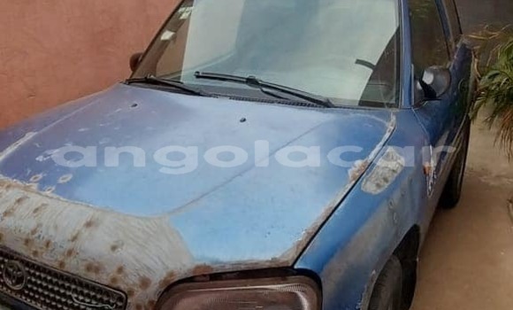 Acheter Occasion Voiture Toyota RAV4 Bleu à Caconda, Huila Acheter Occasion Voiture Toyota RAV4 Bleu à Caconda, Huila