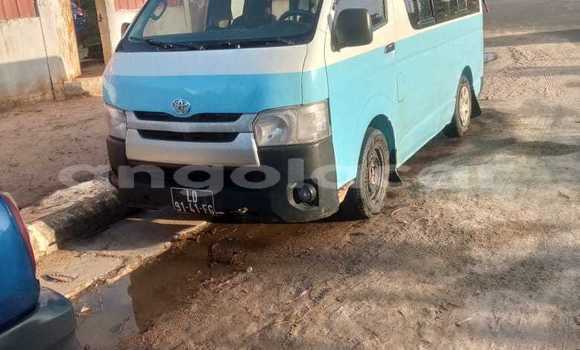 Comprar Usado Toyota Allex Azul Carro em Cabinda em Cabinda