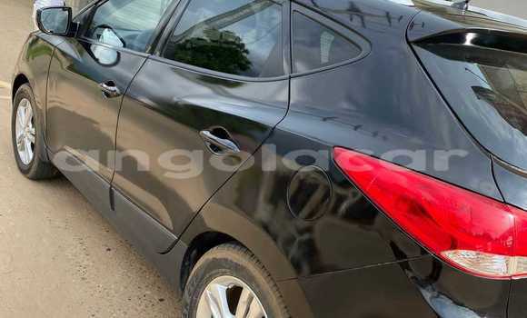 Comprar Usado Hyundai ix35 Preto Carro em Caluquembe em Huila Comprar Usado Hyundai ix35 Preto Carro em Caluquembe em Huila