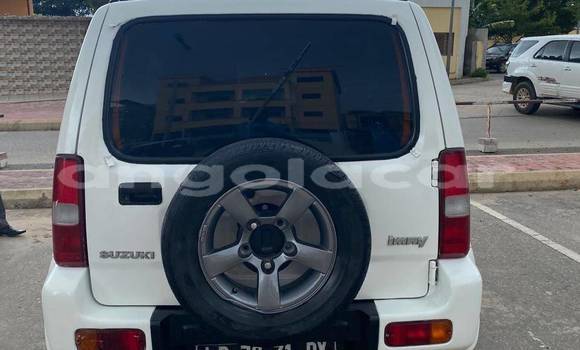 Buy Used Suzuki Jimny White Car in Caconda in Huila Buy Used Suzuki Jimny White Car in Caconda in Huila