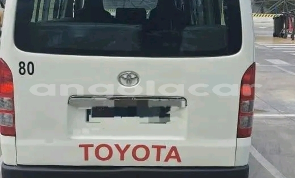 Acheter Occasion Voiture Toyota Hiace Blanc à Luanda, Province de Luanda Acheter Occasion Voiture Toyota Hiace Blanc à Luanda, Province de Luanda