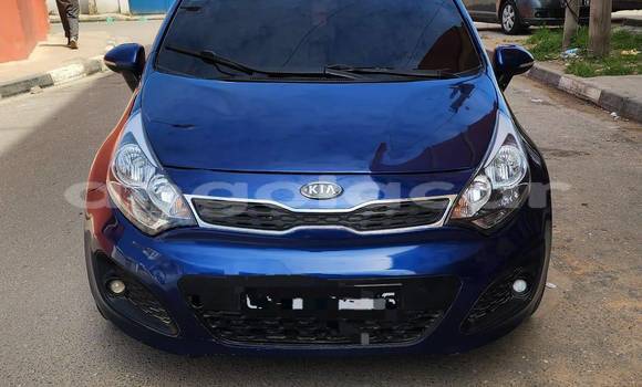 Comprar Usado Kia rio Azul Carro em Caluquembe em Huila