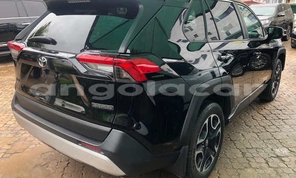 Comprar Usado Toyota RAV4 Preto Carro em Luanda em Luanda Province Comprar Usado Toyota RAV4 Preto Carro em Luanda em Luanda Province