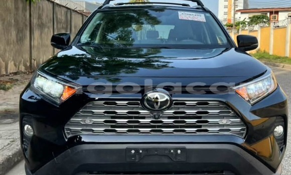 Comprar Usado Toyota RAV4 Preto Carro em Luanda em Luanda Province