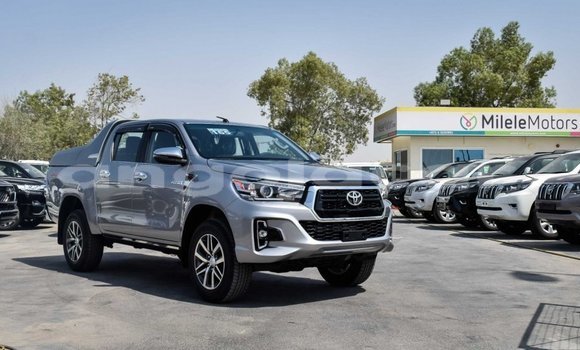 Comprar Novo Toyota Hilux Prata Carro em Benguela em Benguela Comprar Novo Toyota Hilux Prata Carro em Benguela em Benguela