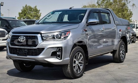Acheter Neuf Voiture Toyota Hilux Gris à Benguela, Benguela Acheter Neuf Voiture Toyota Hilux Gris à Benguela, Benguela