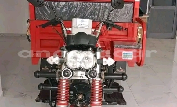 Buy Used Bajaj Qute Red Car in Luanda in Luanda Province Buy Used Bajaj Qute Red Car in Luanda in Luanda Province