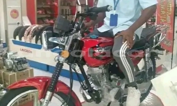 Acheter Occasion Voiture Bajaj Qute Noir à Luanda, Province de Luanda Acheter Occasion Voiture Bajaj Qute Noir à Luanda, Province de Luanda