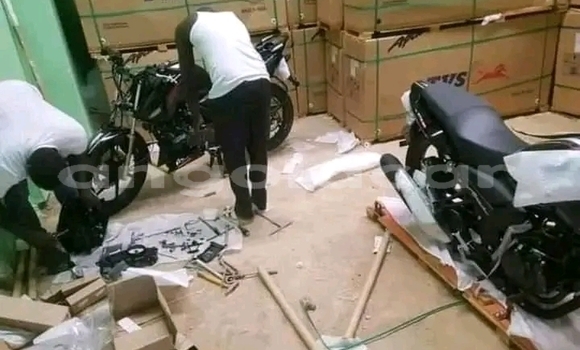 Acheter Occasion Voiture Bajaj Qute Noir à Luanda, Province de Luanda Acheter Occasion Voiture Bajaj Qute Noir à Luanda, Province de Luanda