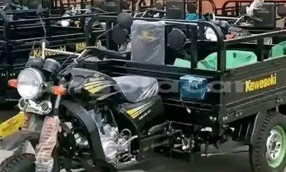 Acheter Occasion Voiture Bajaj Qute Noir à Luanda, Province de Luanda Acheter Occasion Voiture Bajaj Qute Noir à Luanda, Province de Luanda