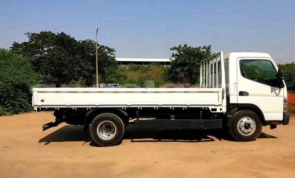 Comprar Usado Toyota Cami Branco Carro em Luanda em Luanda Province Comprar Usado Toyota Cami Branco Carro em Luanda em Luanda Province