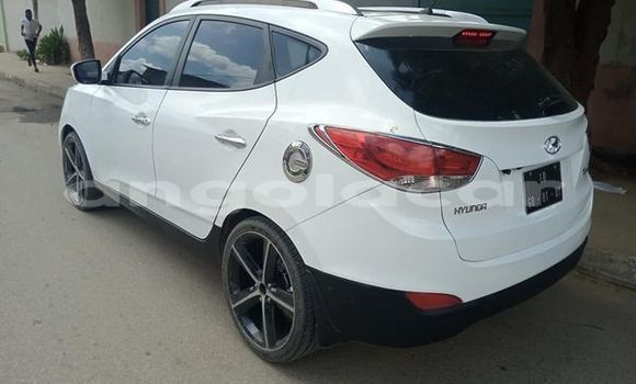 Buy Used Hyundai Tucson Black Car in Benguela in Benguela Buy Used Hyundai Tucson Black Car in Benguela in Benguela