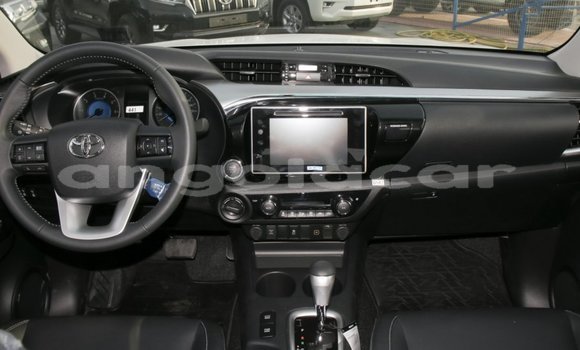 Acheter Neuf Voiture Toyota Hilux Gris à Benguela, Benguela Acheter Neuf Voiture Toyota Hilux Gris à Benguela, Benguela